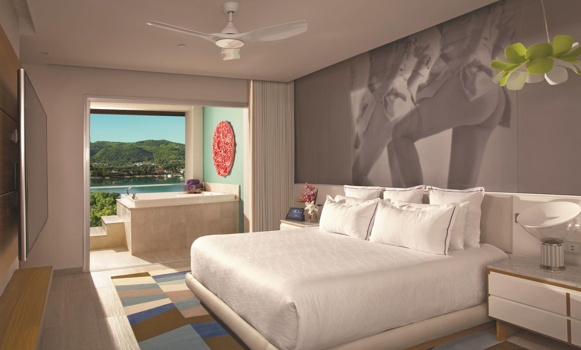 Breathless Montego Bay (Adults Only) Hotel Bagian luar foto